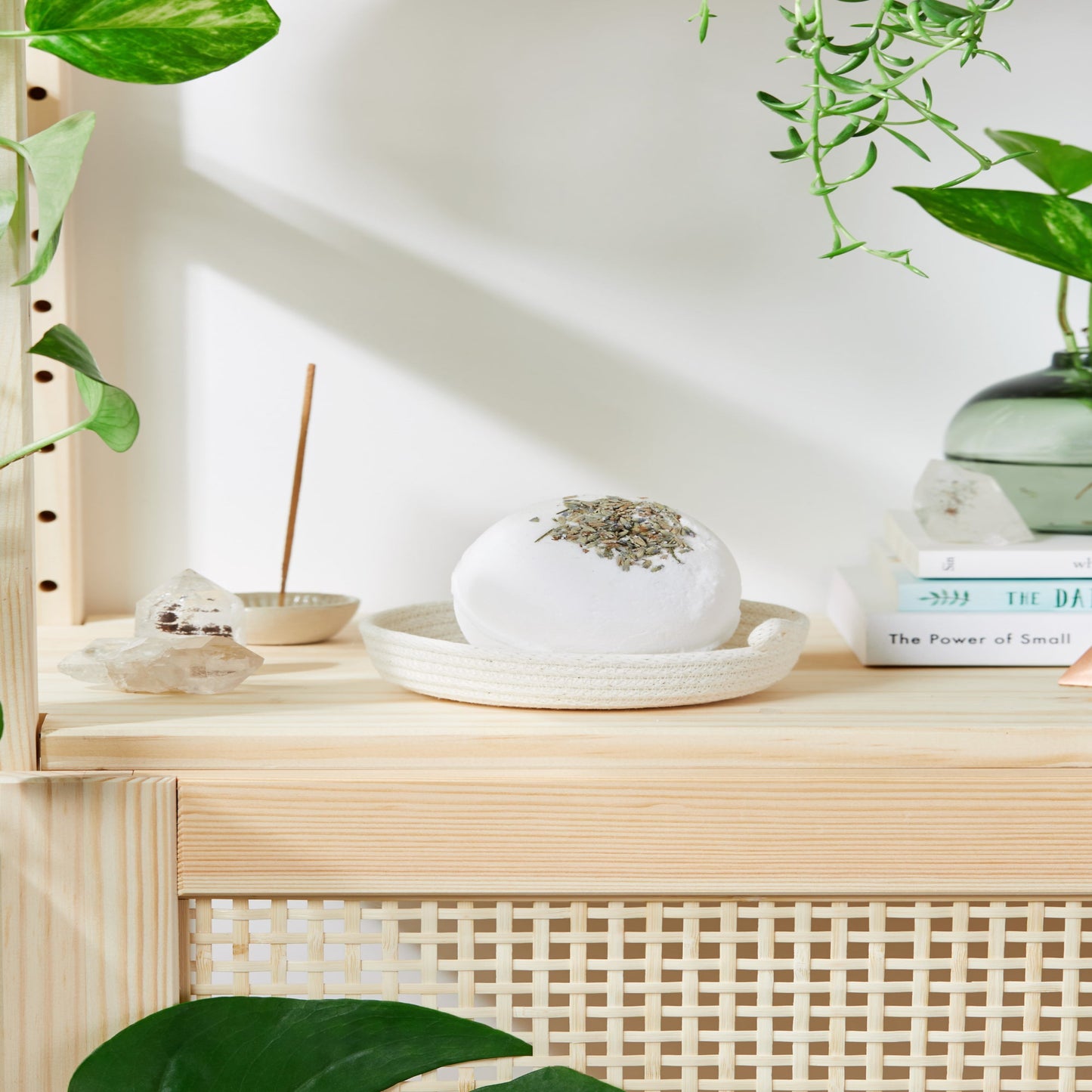 Organic Lavender & Chamomile Bath Bomb